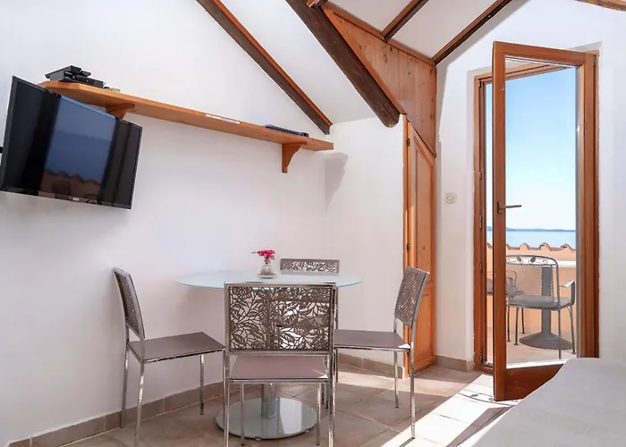 Spila 게스트하우스 이반 돌라츠