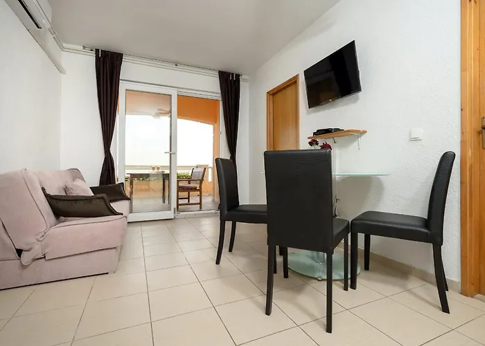 Spila 이반 돌라츠